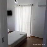 Good Life Apartment *